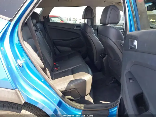 KM8J33A44HU449616 2017 HYUNDAI TUCSON - Image 8