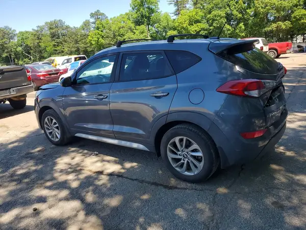 KM8J33A44HU450717 2017 HYUNDAI TUCSON - Image 2