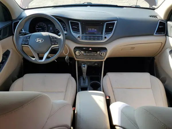 KM8J33A44HU469445 2017 HYUNDAI TUCSON - Image 8