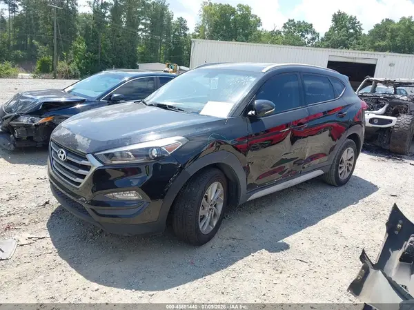 KM8J33A44HU474581 2017 HYUNDAI TUCSON - Image 2