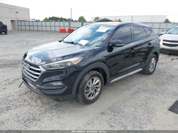 KM8J33A44HU476699 2017 HYUNDAI TUCSON - Image 2