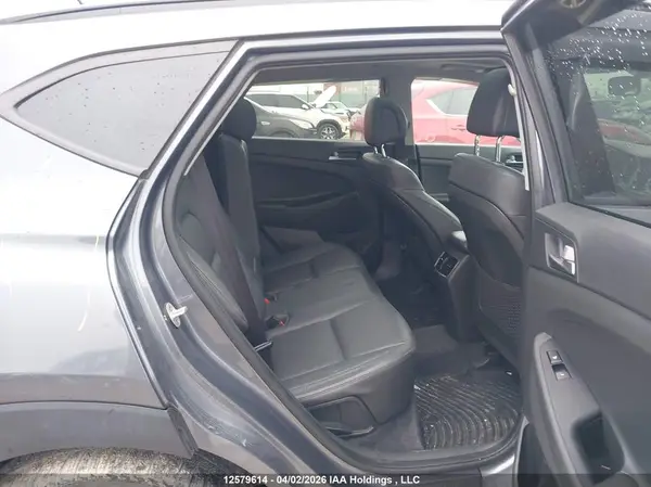 KM8J33A44HU493390 2017 HYUNDAI TUCSON - Image 8
