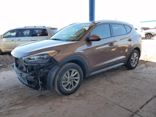 KM8J33A44HU496581 2017 HYUNDAI TUCSON - Image 1