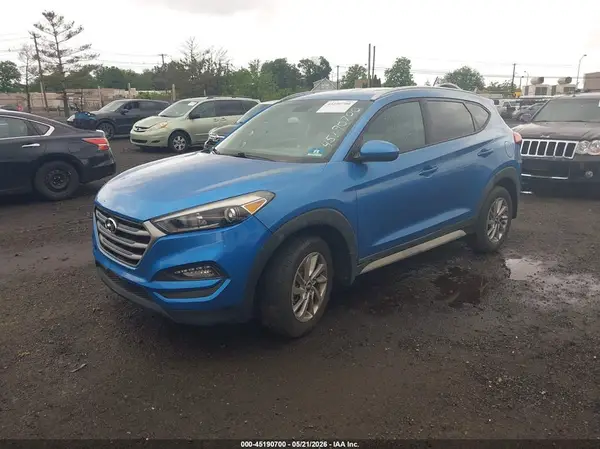 KM8J33A44HU522144 2017 HYUNDAI TUCSON - Image 2
