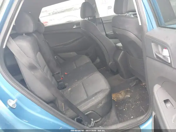 KM8J33A44HU522144 2017 HYUNDAI TUCSON - Image 8