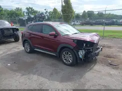 KM8J33A44HU535895 2017 HYUNDAI TUCSON