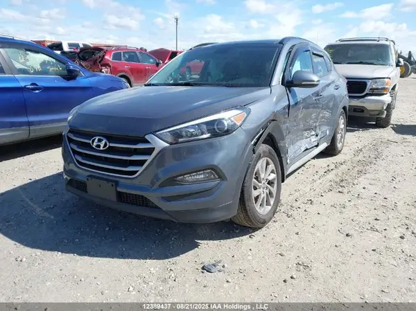 KM8J33A44HU544225 2017 HYUNDAI TUCSON - Image 2