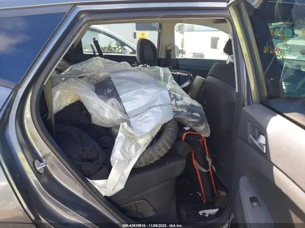 KM8J33A44HU575748 2017 HYUNDAI TUCSON - Image 8