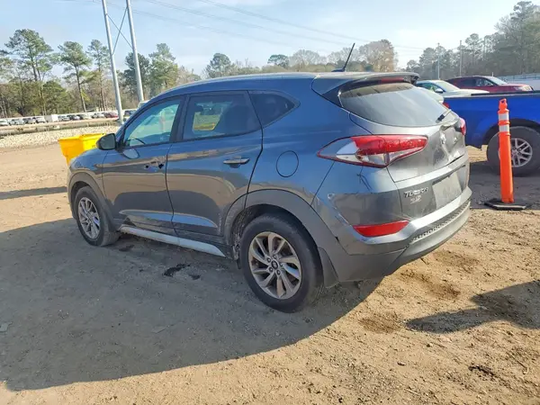 KM8J33A44HU576009 2017 HYUNDAI TUCSON - Image 2