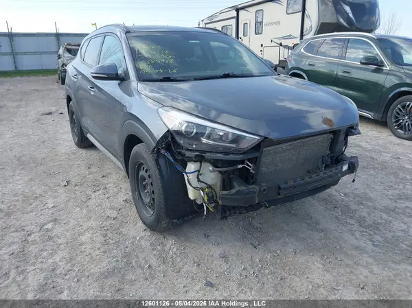 KM8J33A44HU584966 2017 HYUNDAI TUCSON - Image 1