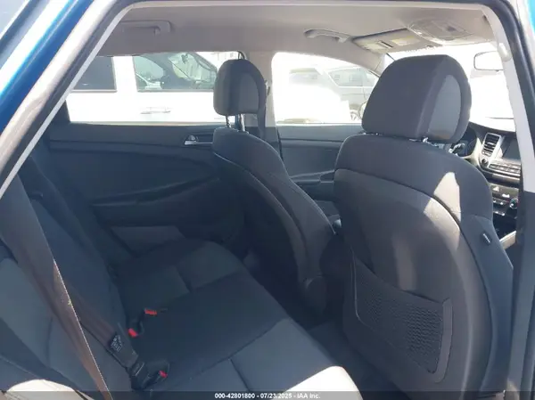 KM8J33A44JU600637 2018 HYUNDAI TUCSON - Image 8
