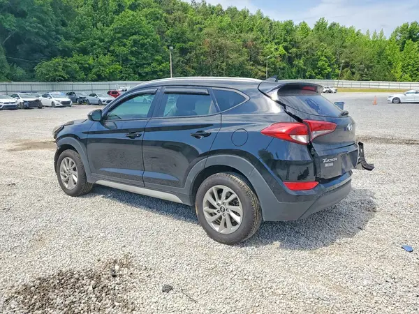 KM8J33A44JU607927 2018 HYUNDAI TUCSON - Image 2