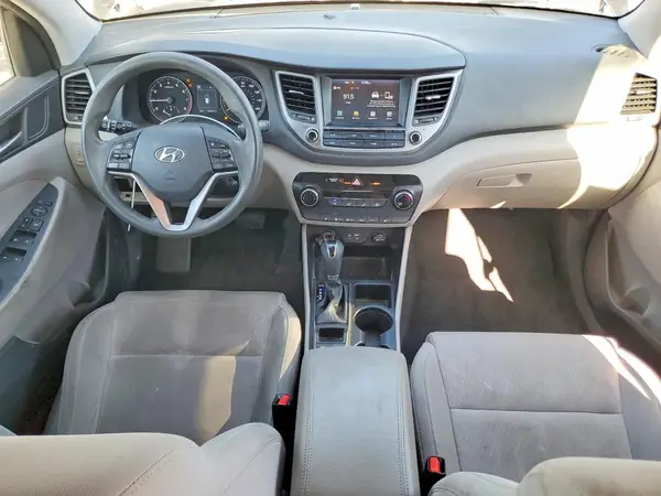 KM8J33A44JU609371 2018 HYUNDAI TUCSON - Image 8