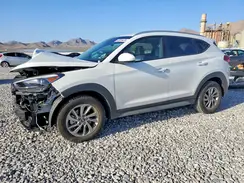 KM8J33A44JU622797 2018 HYUNDAI TUCSON