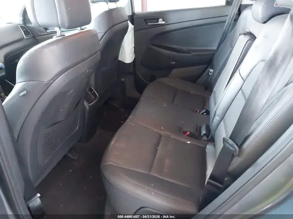 KM8J33A44JU641298 2018 HYUNDAI TUCSON - Image 8