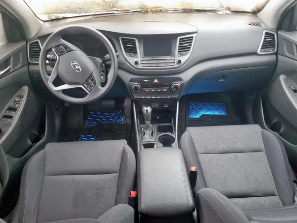 KM8J33A44JU652608 2018 HYUNDAI TUCSON - Image 8
