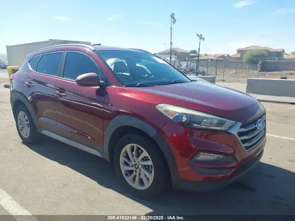KM8J33A44JU653810 2018 HYUNDAI TUCSON - Image 1