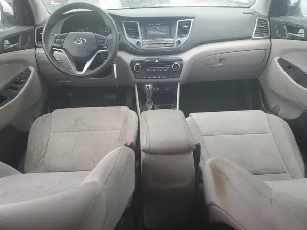 KM8J33A44JU654486 2018 HYUNDAI TUCSON - Image 8