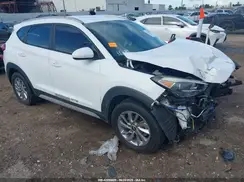 KM8J33A44JU655654 2018 HYUNDAI TUCSON