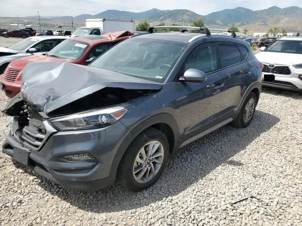 KM8J33A44JU690937 2018 HYUNDAI TUCSON - Image 1
