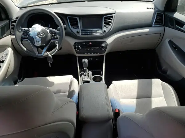 KM8J33A44JU690937 2018 HYUNDAI TUCSON - Image 8