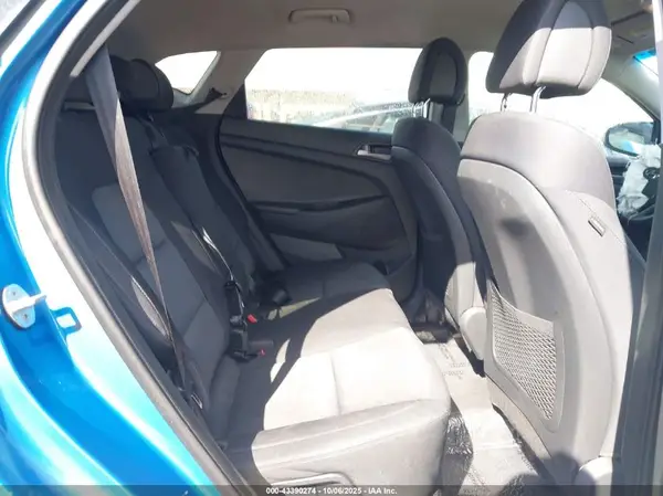 KM8J33A44JU699122 2018 HYUNDAI TUCSON - Image 8