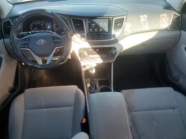 KM8J33A44JU708384 2018 HYUNDAI TUCSON - Image 8