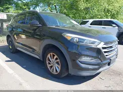 KM8J33A44JU715867 2018 HYUNDAI TUCSON