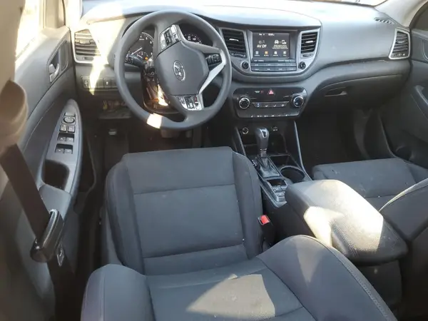 KM8J33A44JU718249 2018 HYUNDAI TUCSON - Image 8