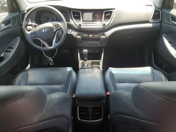 KM8J33A44JU720731 2018 HYUNDAI TUCSON - Image 8
