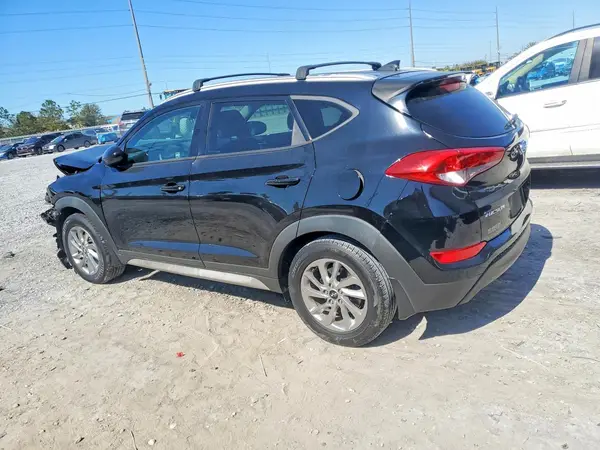 KM8J33A44JU751025 2018 HYUNDAI TUCSON - Image 2