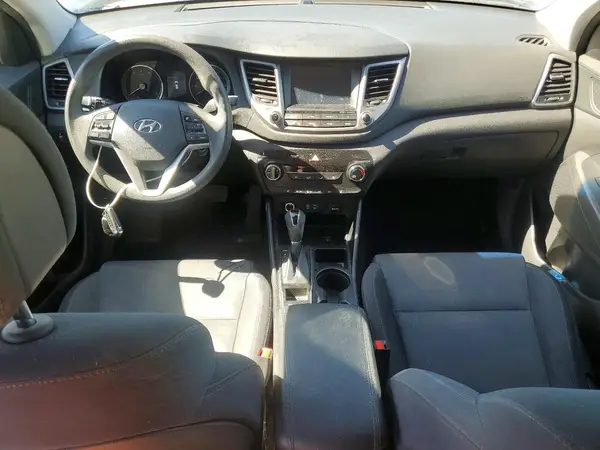 KM8J33A44JU751025 2018 HYUNDAI TUCSON - Image 8
