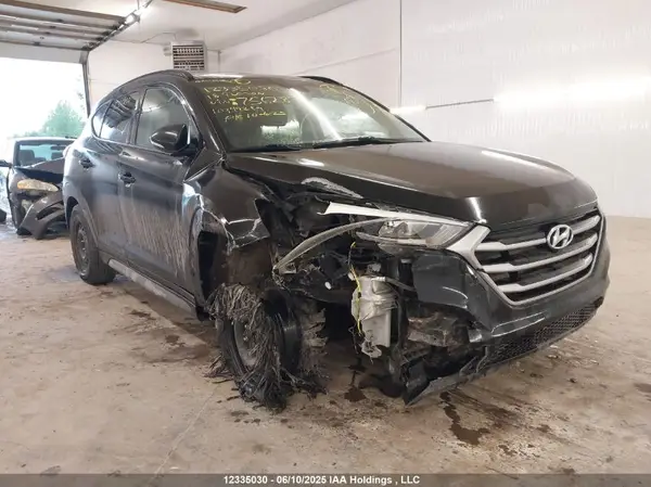 KM8J33A44JU756287 2018 HYUNDAI TUCSON - Image 1