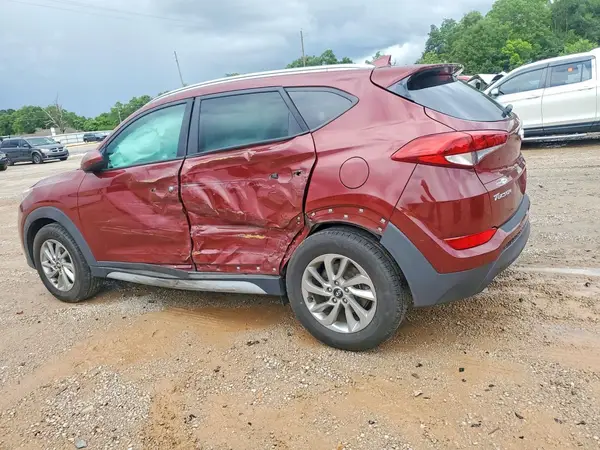 KM8J33A44JU776720 2018 HYUNDAI TUCSON - Image 2