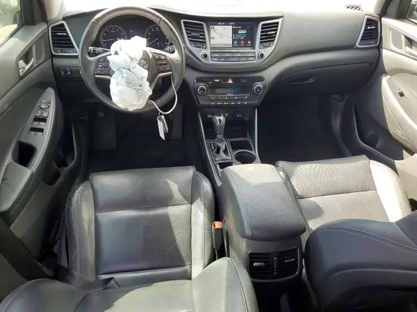 KM8J33A44JU778788 2018 HYUNDAI TUCSON - Image 8