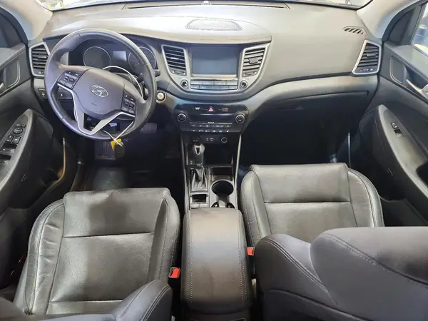 KM8J33A44JU800563 2018 HYUNDAI TUCSON - Image 8