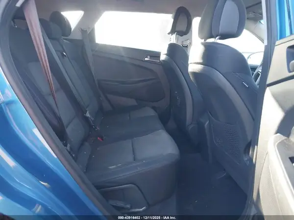 KM8J33A44JU836270 2018 HYUNDAI TUCSON - Image 8
