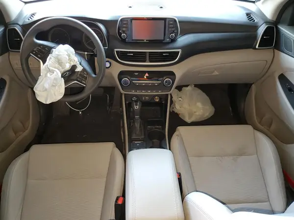 KM8J33A44KU004154 2019 HYUNDAI TUCSON - Image 8