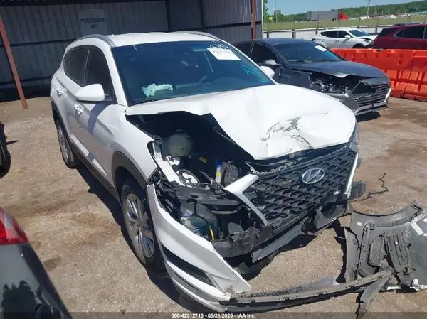 KM8J33A44KU038790 2019 HYUNDAI TUCSON - Image 1