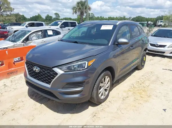 KM8J33A44KU843172 2019 HYUNDAI TUCSON - Image 2