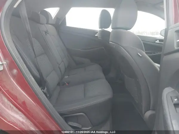 KM8J33A44KU856553 2019 HYUNDAI TUCSON - Image 8