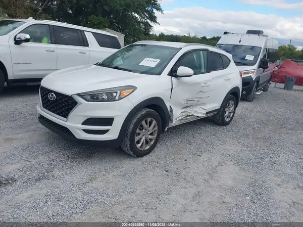 KM8J33A44KU938122 2019 HYUNDAI TUCSON - Image 2