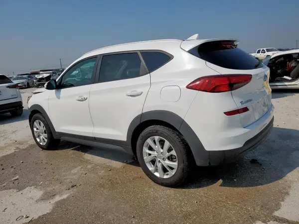 KM8J33A44KU939304 2019 HYUNDAI TUCSON - Image 2