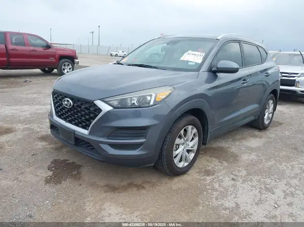 KM8J33A44KU978359 2019 HYUNDAI TUCSON - Image 2