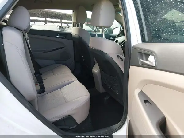 KM8J33A44LU090292 2020 HYUNDAI TUCSON - Image 8