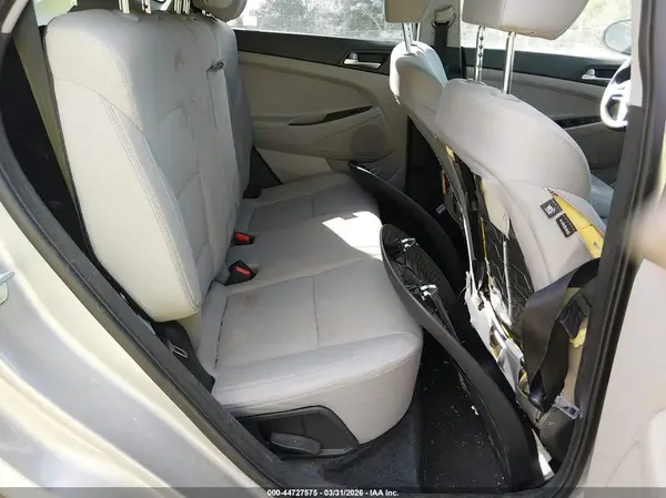 KM8J33A44LU095413 2020 HYUNDAI TUCSON - Image 8