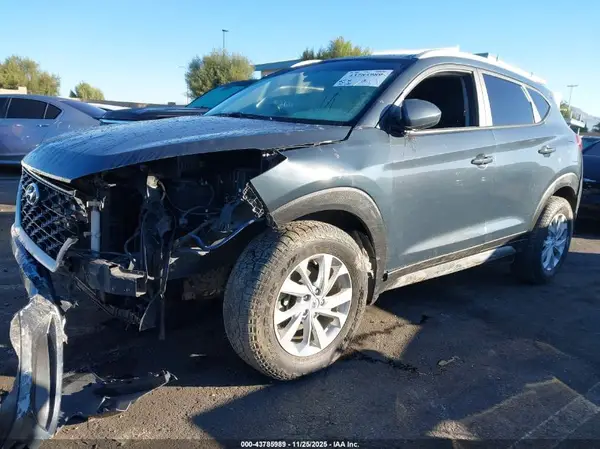 KM8J33A44LU149602 2020 HYUNDAI TUCSON - Image 2