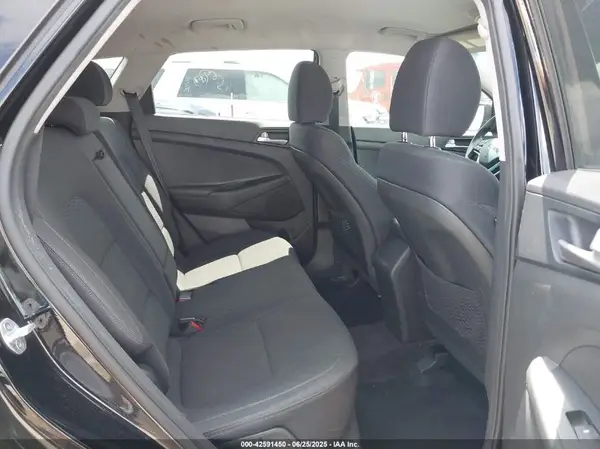 KM8J33A44LU165699 2020 HYUNDAI TUCSON - Image 8