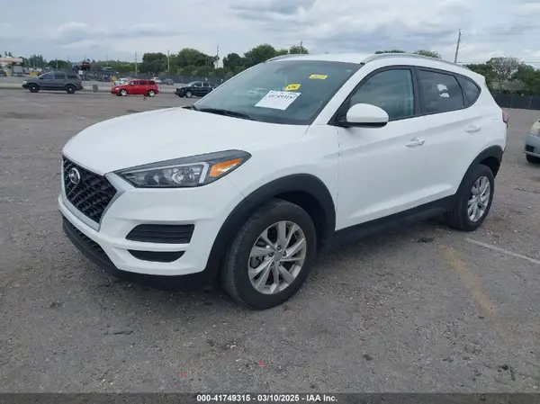 KM8J33A44LU250123 2020 HYUNDAI TUCSON - Image 2