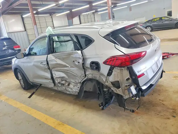 KM8J33A44LU275751 2020 HYUNDAI TUCSON - Image 2